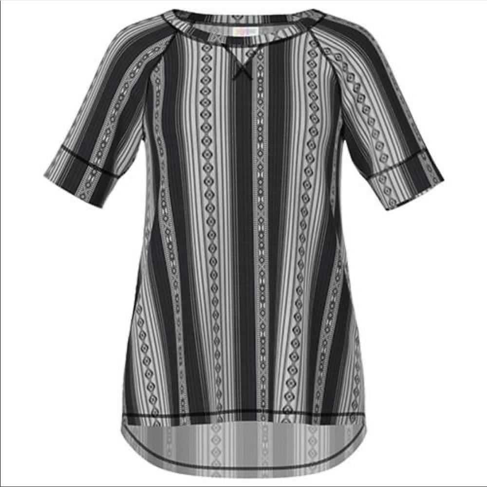 Hailey top by LuLaRoe brand new